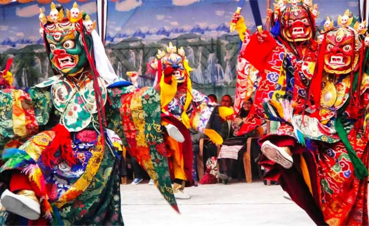 Weather in nepal in june, worst time to visit Nepal, best month to visit Nepal,